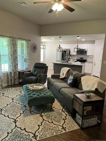 1113 Panther Lookout - Photo 2 of 15