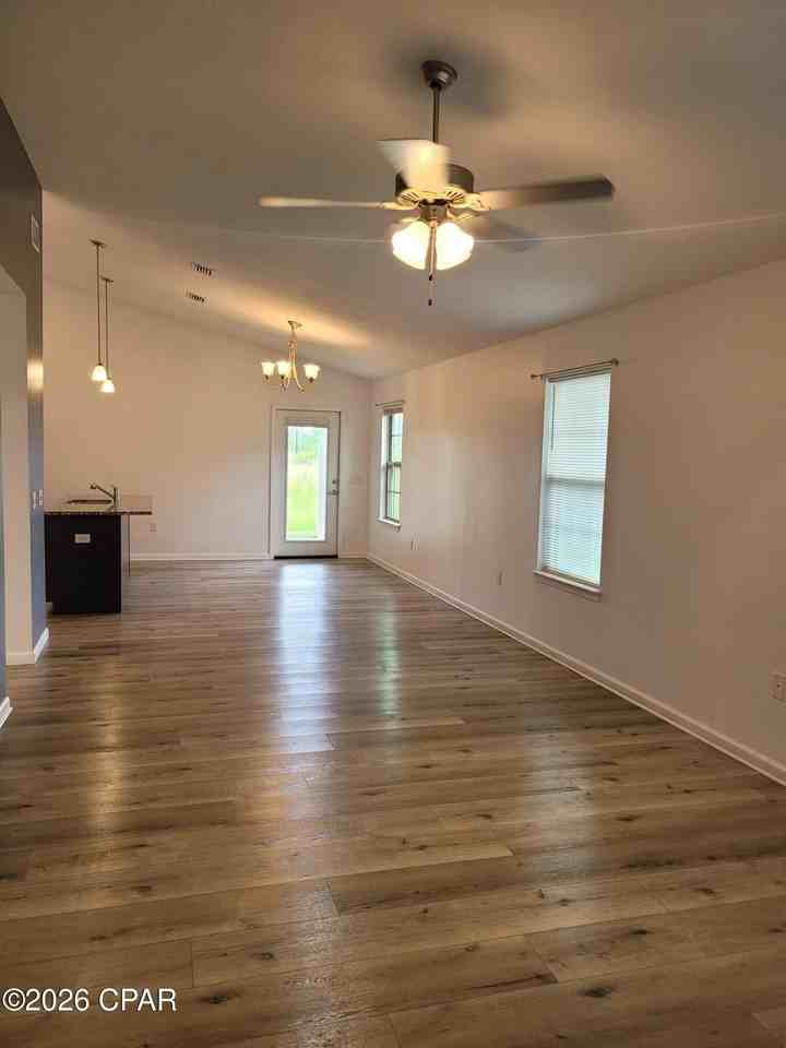 3326 Ten Acre Rd - Photo 4 of 19