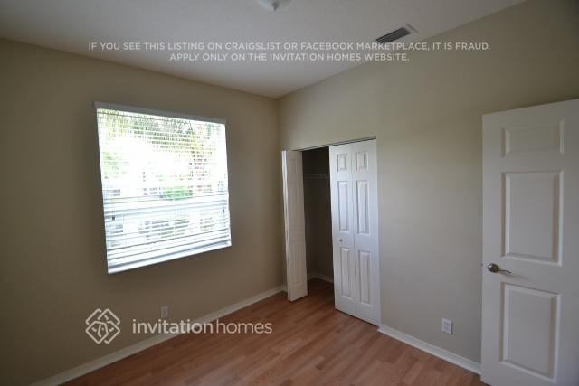 1702 Pierside Cir - Photo 5 of 8