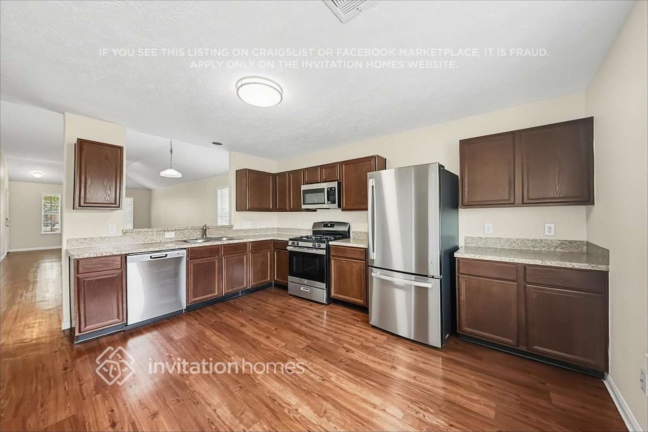 4026 Hawthorne Glen Ct - Photo 6 of 19