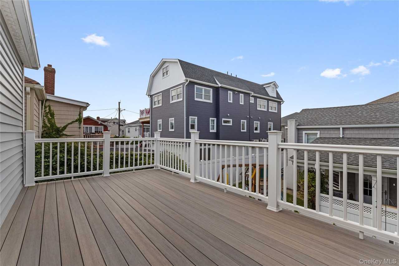 57 Rochester Ave - Photo 6 of 15