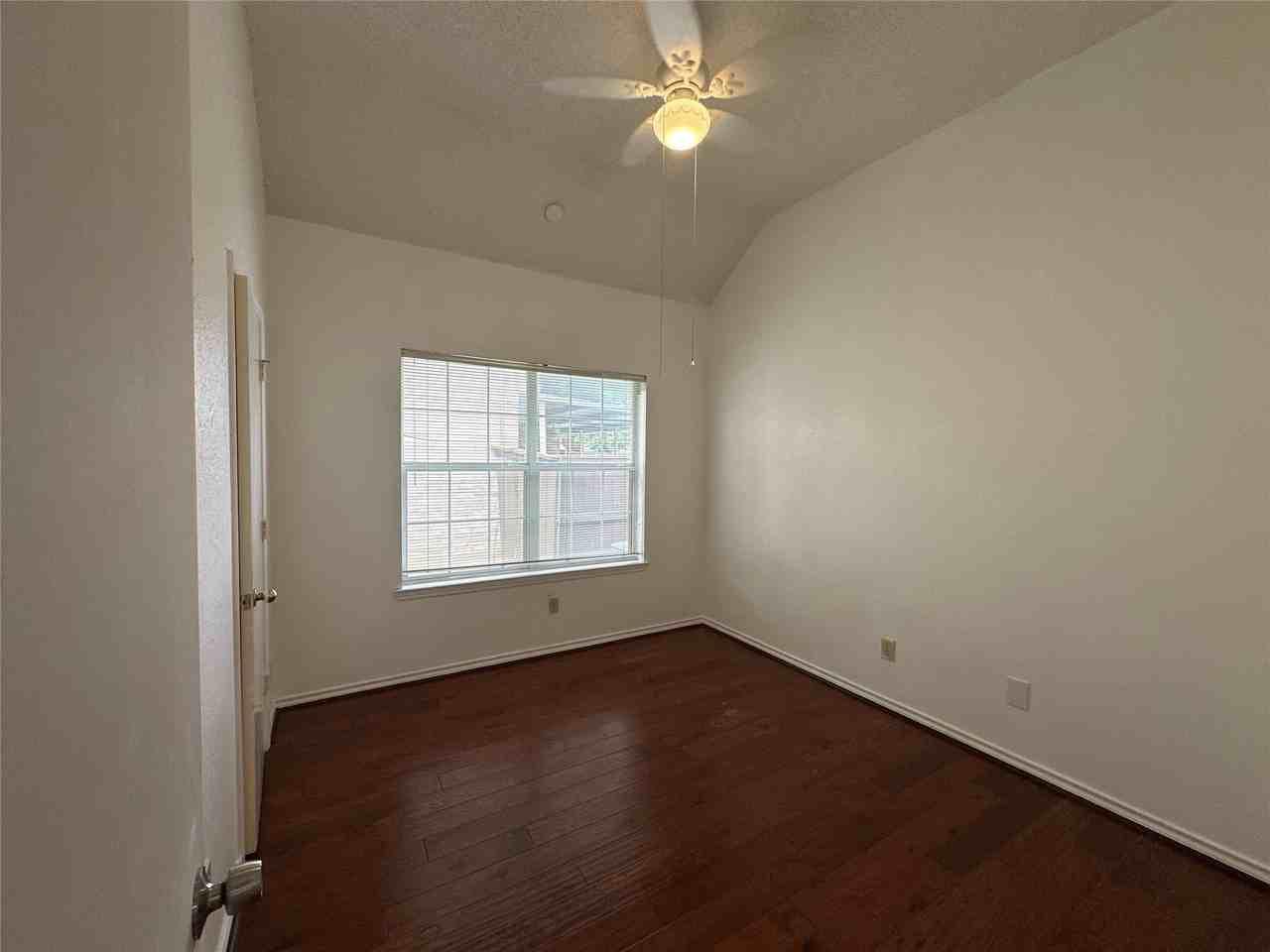 2336 Timbercreek Dr - Photo 5 of 8
