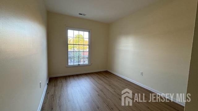 431 Main St - Photo 6 of 10