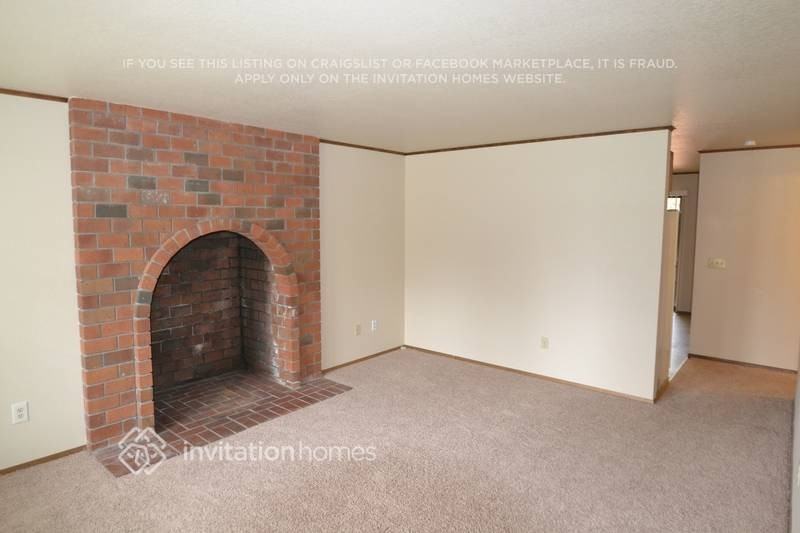 1117 Cascade Dr - Photo 2 of 7