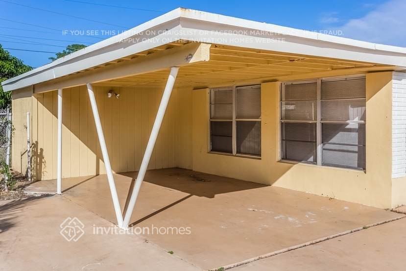 1513 Ne 27th Ct - Photo 3 of 24