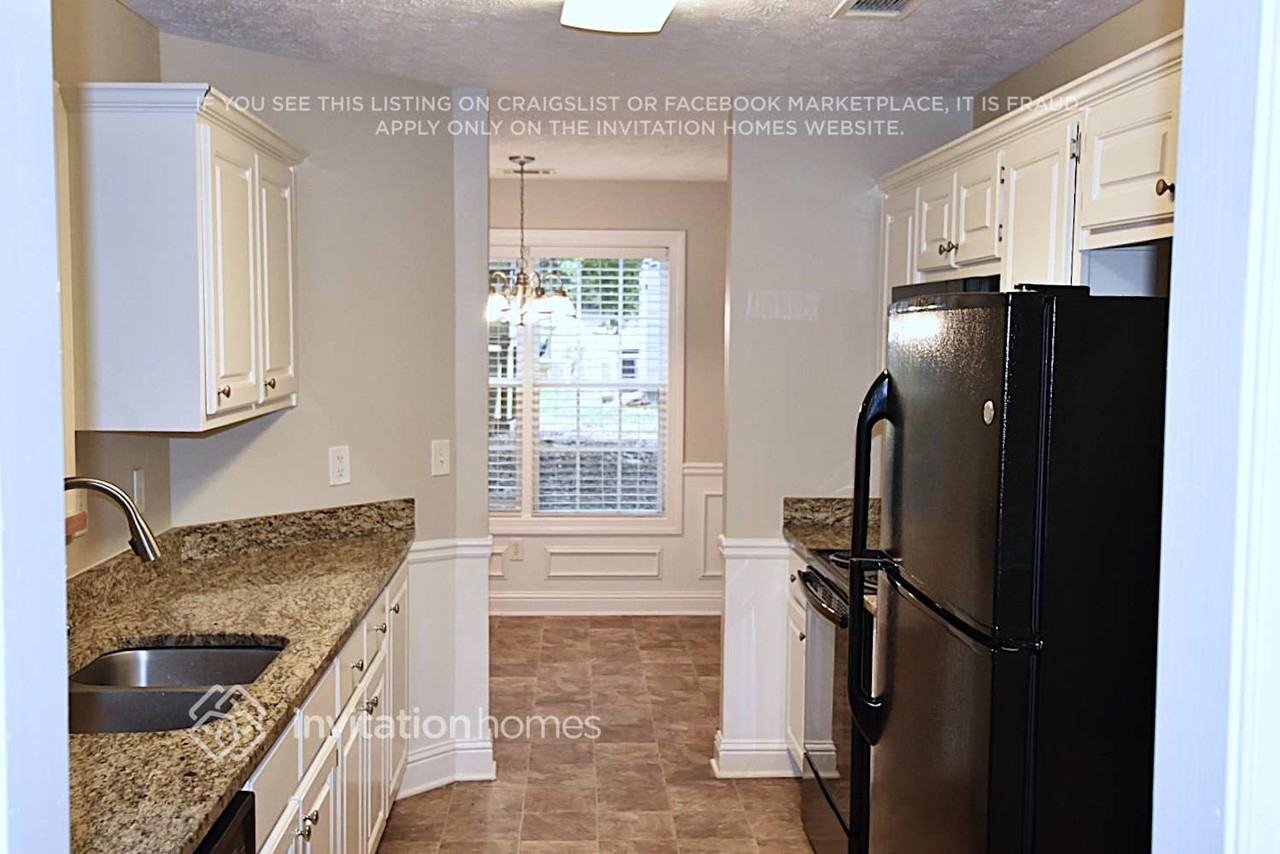 435 Arrowhatchee Dr - Photo 4 of 13