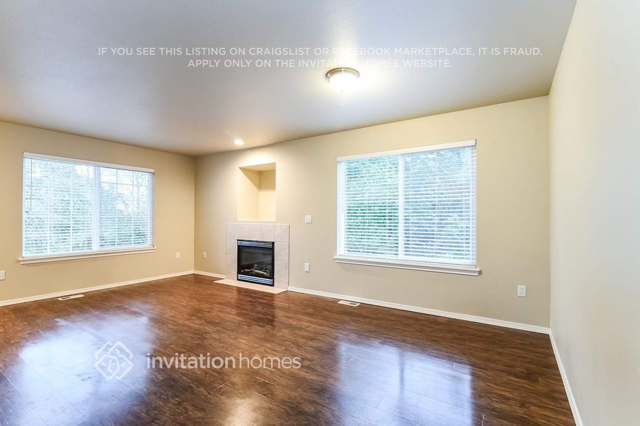 8629 76th Ave Ne - Photo 5 of 21