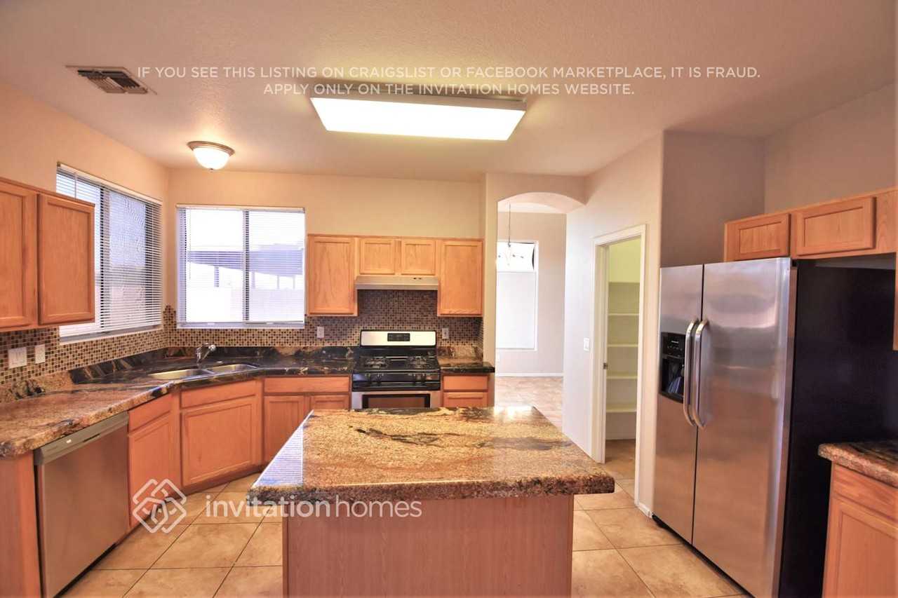 3219 W Maldonado Rd - Photo 6 of 16