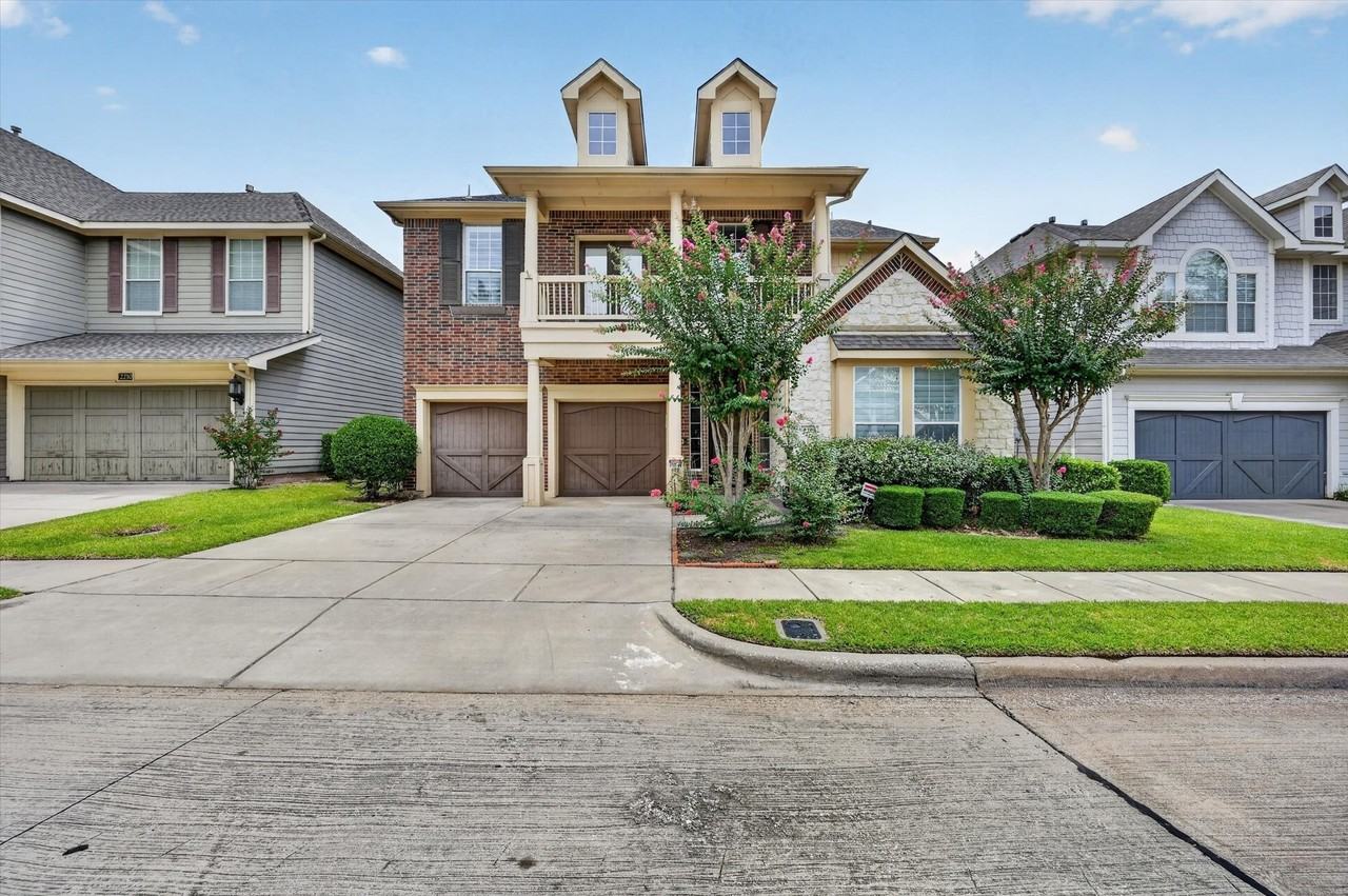 2208 Grizzly Run Ln