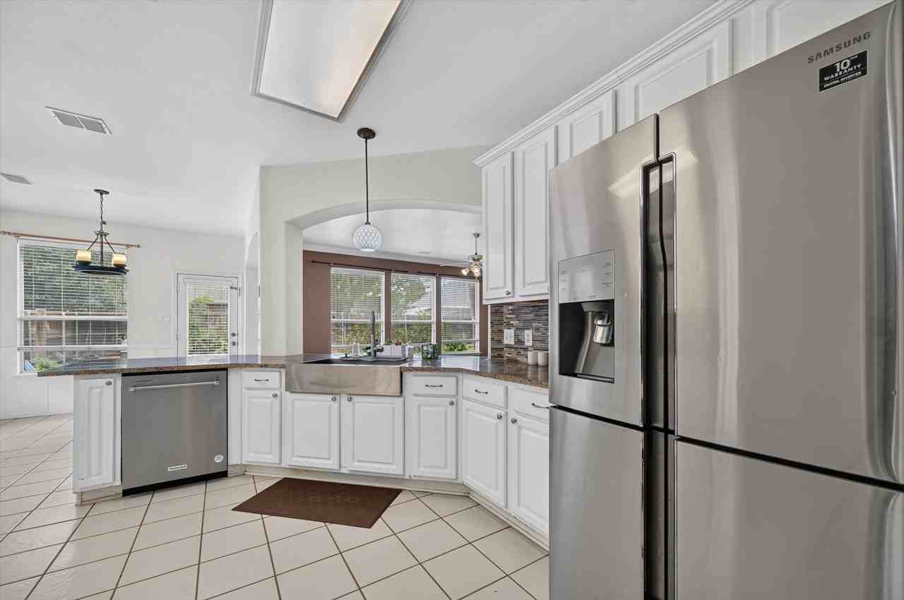5101 Timberland Pkwy - Photo 5 of 29