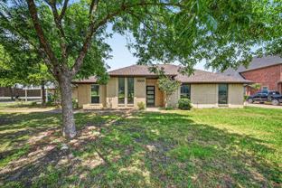 3505 Larkin Ln - Photo 1 of 1