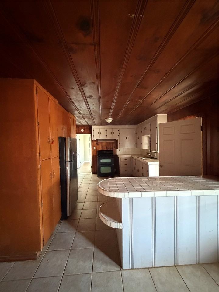 177 county road - Photo 4 of 11