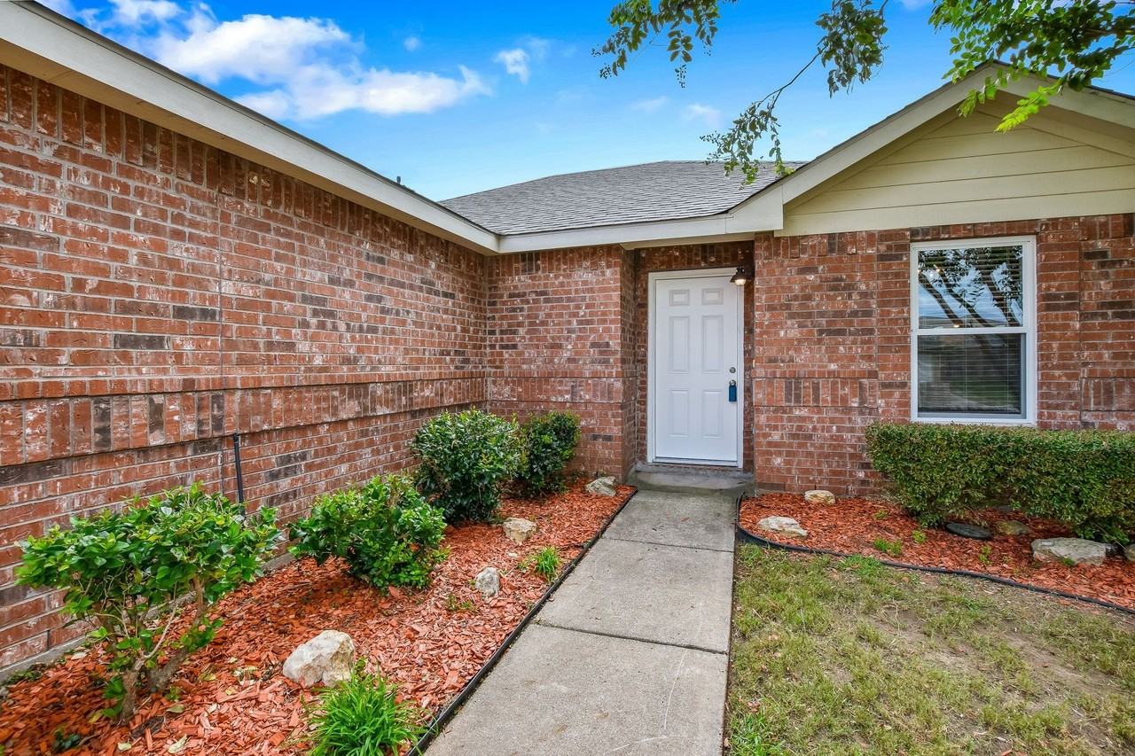 116 Pintail Ln - Photo 3 of 15
