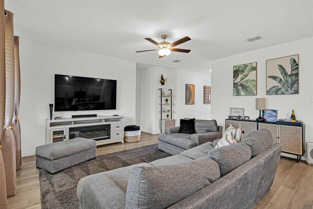3113 Kaufman Ct - Photo 6 of 28
