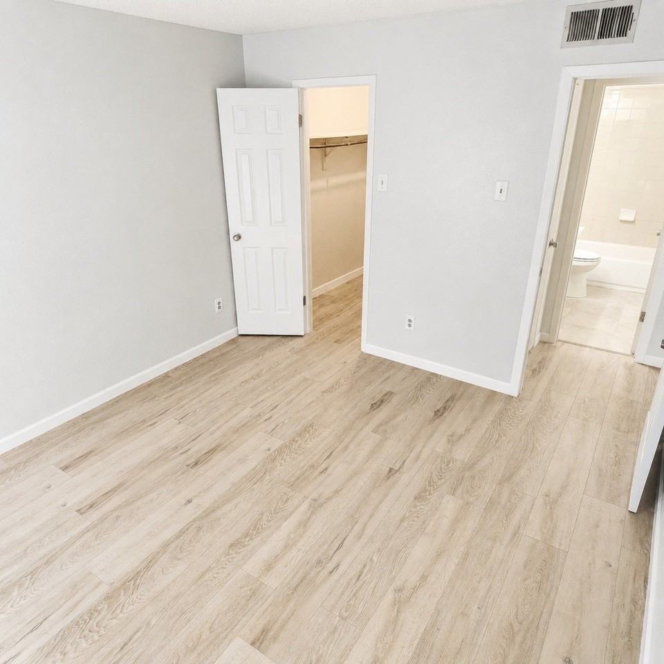 8110 Skillman St #1002 - Photo 7 of 10