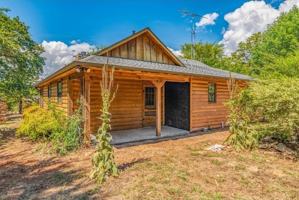 featured image of 306 Homesite Rd