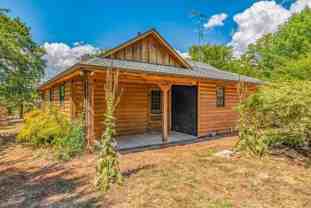 306 Homesite Rd - Photo 1 of 1