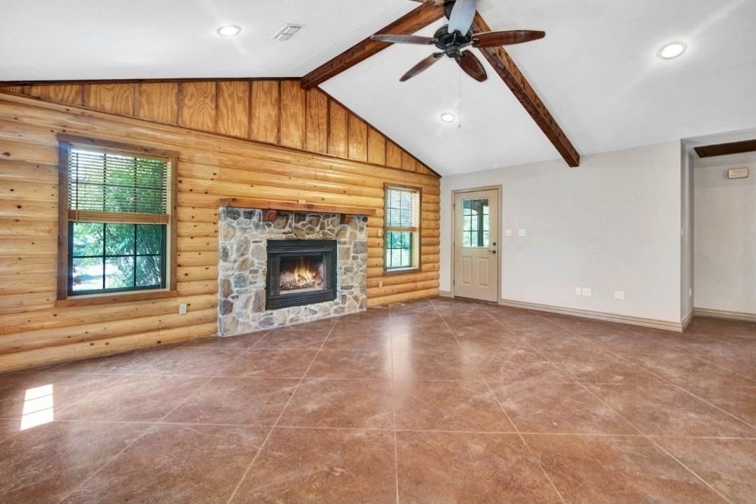306 Homesite Rd - Photo 2 of 12