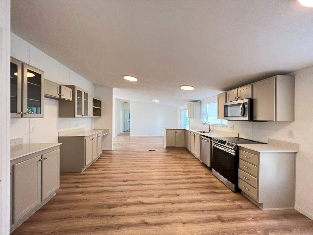 4418 County Road 2596 - Photo 6 of 19