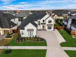 featured image of 6190 Manderlay Dr
