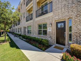 1303 Palm Canyon Dr - Photo 1 of 1