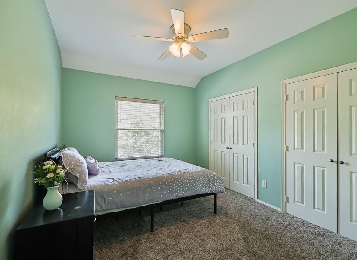 5004 Rain Forest Dr - Photo 5 of 30