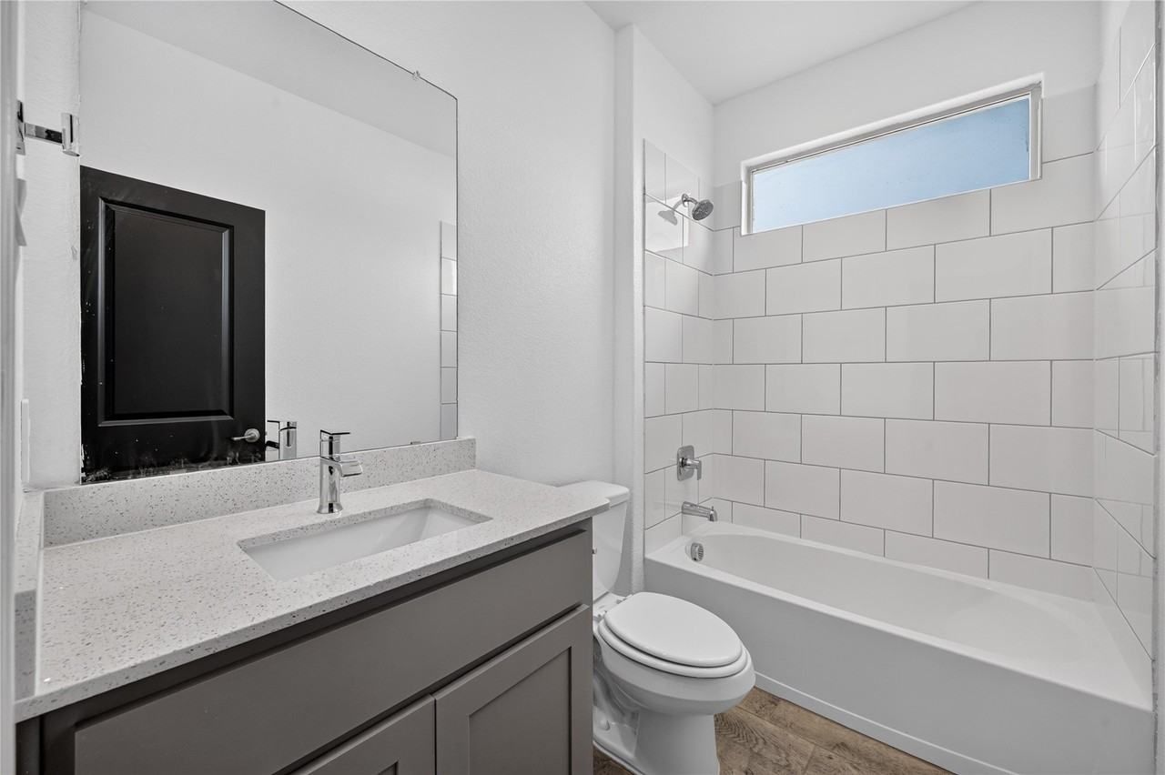 1005 Chaplin Dr - Photo 6 of 20