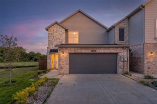 825 Premier Pkwy - Photo 1 of 1