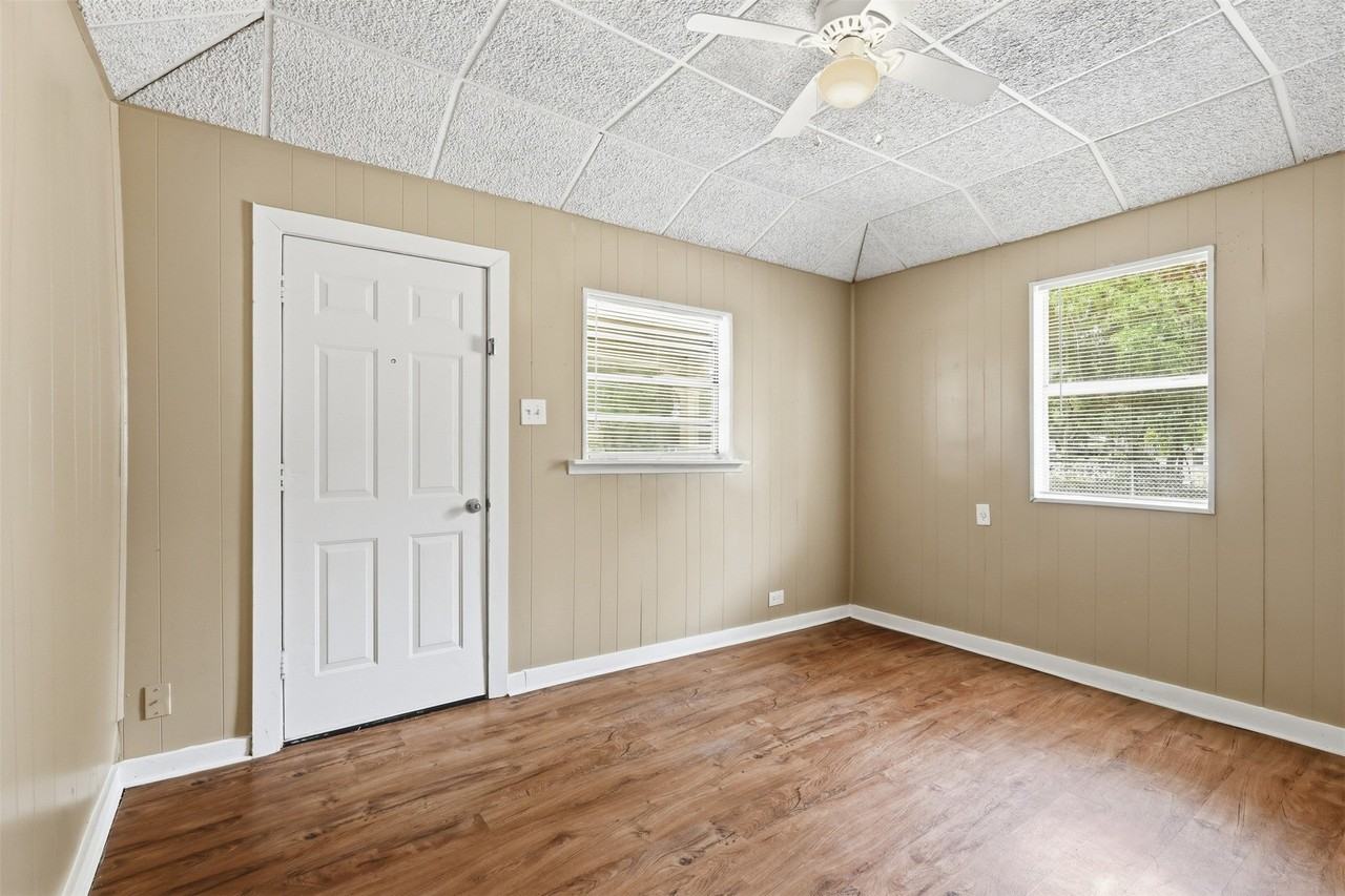 1415 Stanwood Ave - Photo 2 of 27