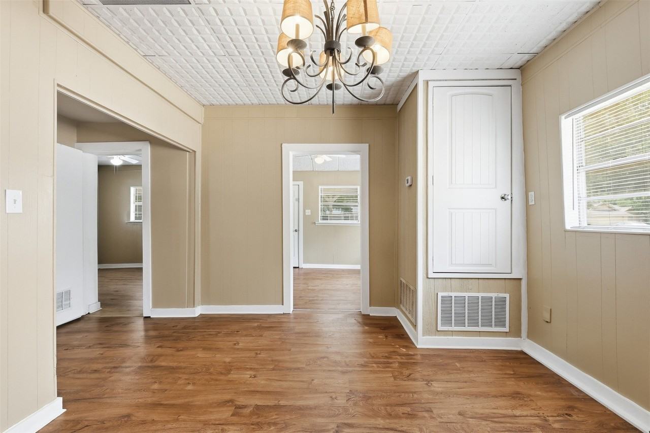 1415 Stanwood Ave - Photo 6 of 27