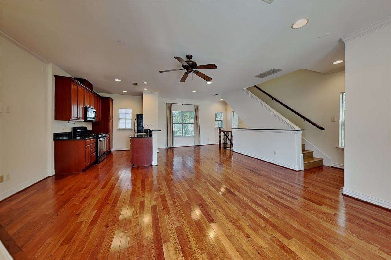6121 Oram St #A - Photo 2 of 14