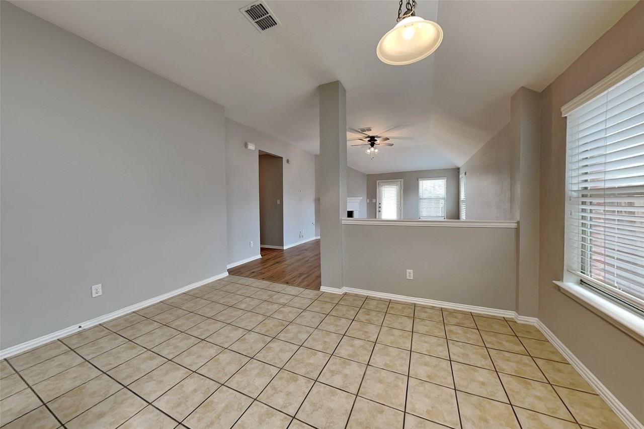 2713 Evening Mist Dr - Photo 7 of 22
