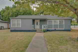 1100 Wade Hampton St - Photo 1 of 1