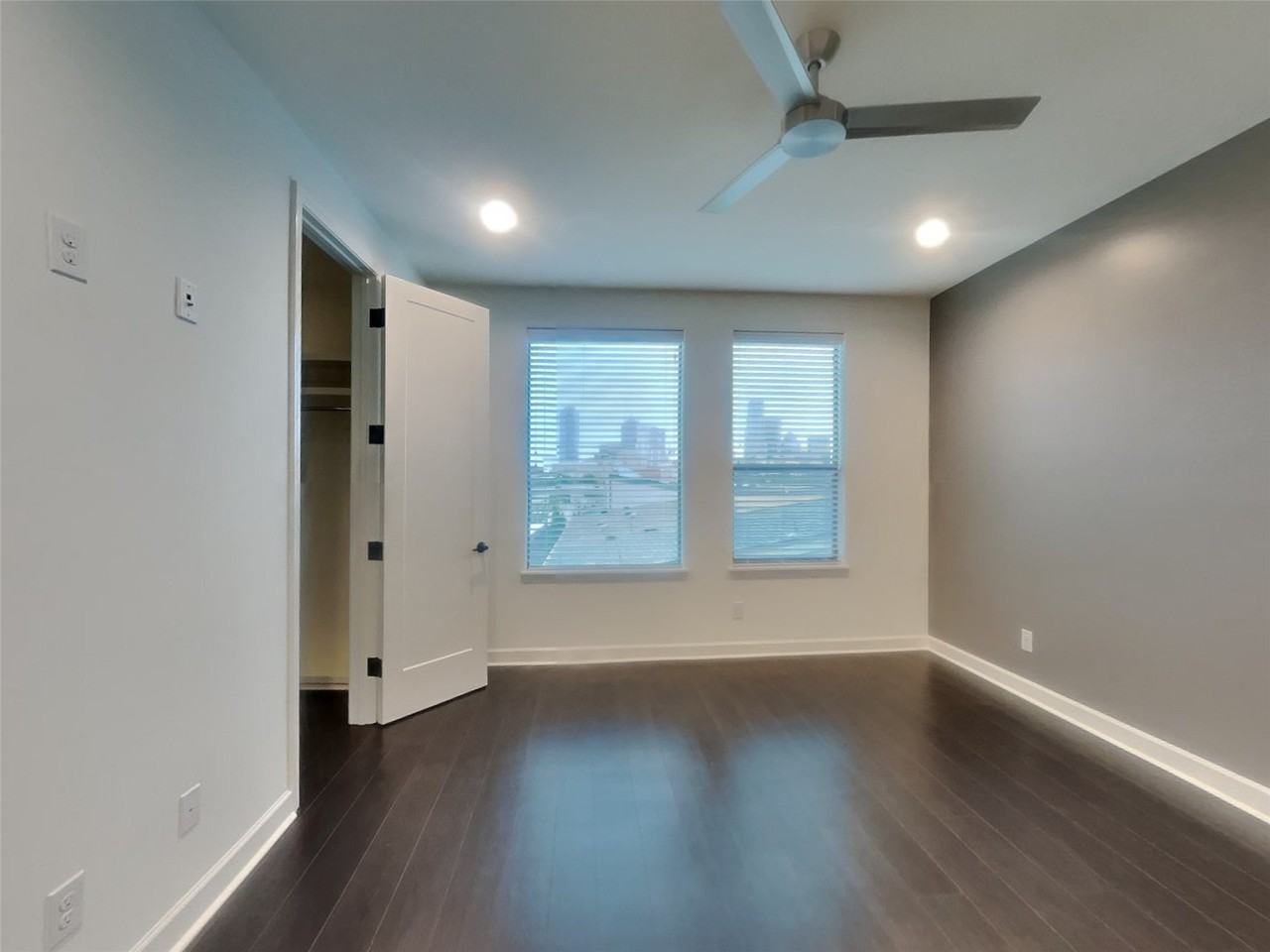 1625 Hickory St #105 - Photo 7 of 15
