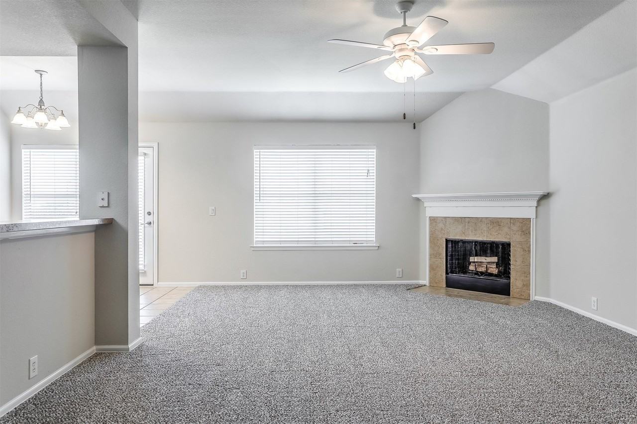 529 Quail Hollow Dr - Photo 5 of 33