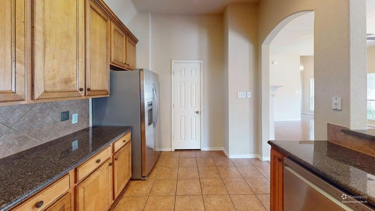 7440 Lancaster Gate - Photo 5 of 22
