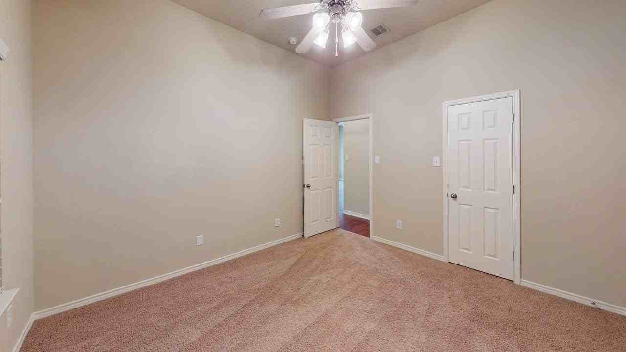 7440 Lancaster Gate - Photo 7 of 22