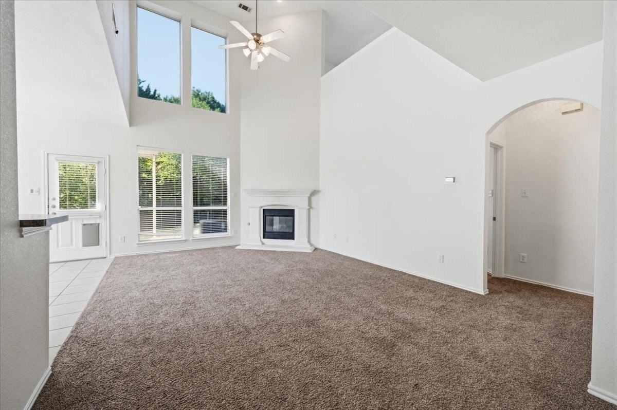 7304 Summit Parc Dr - Photo 5 of 40
