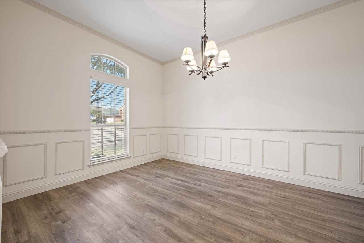 7103 Camp Creek Dr - Photo 4 of 21