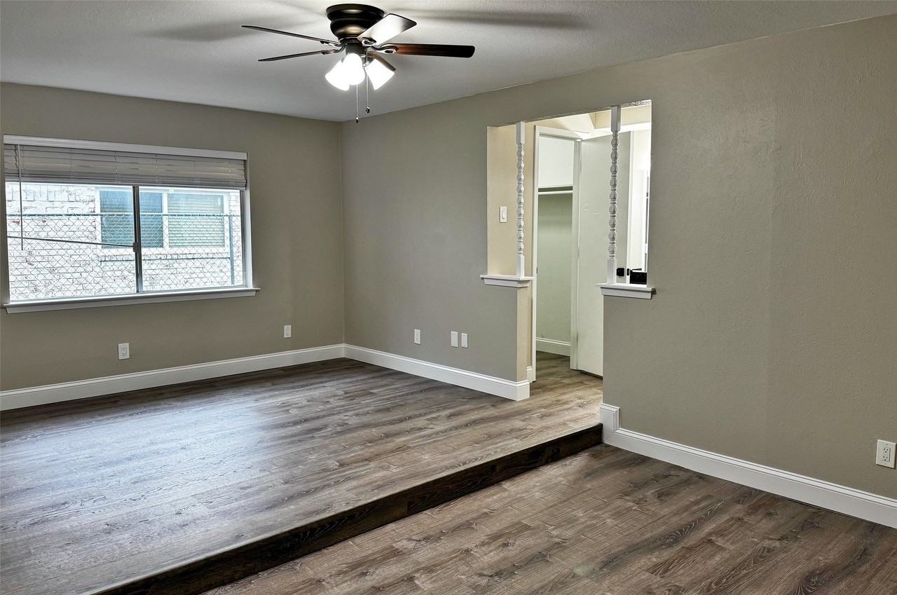 1713 Kingsbridge Dr - Photo 5 of 18