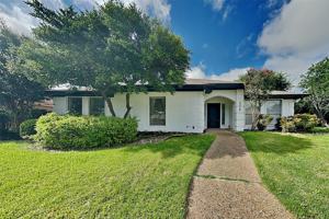 featured image of 3736 Solarium Pl
