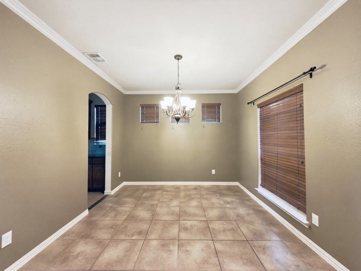 4953 Grinstein Dr - Photo 2 of 38