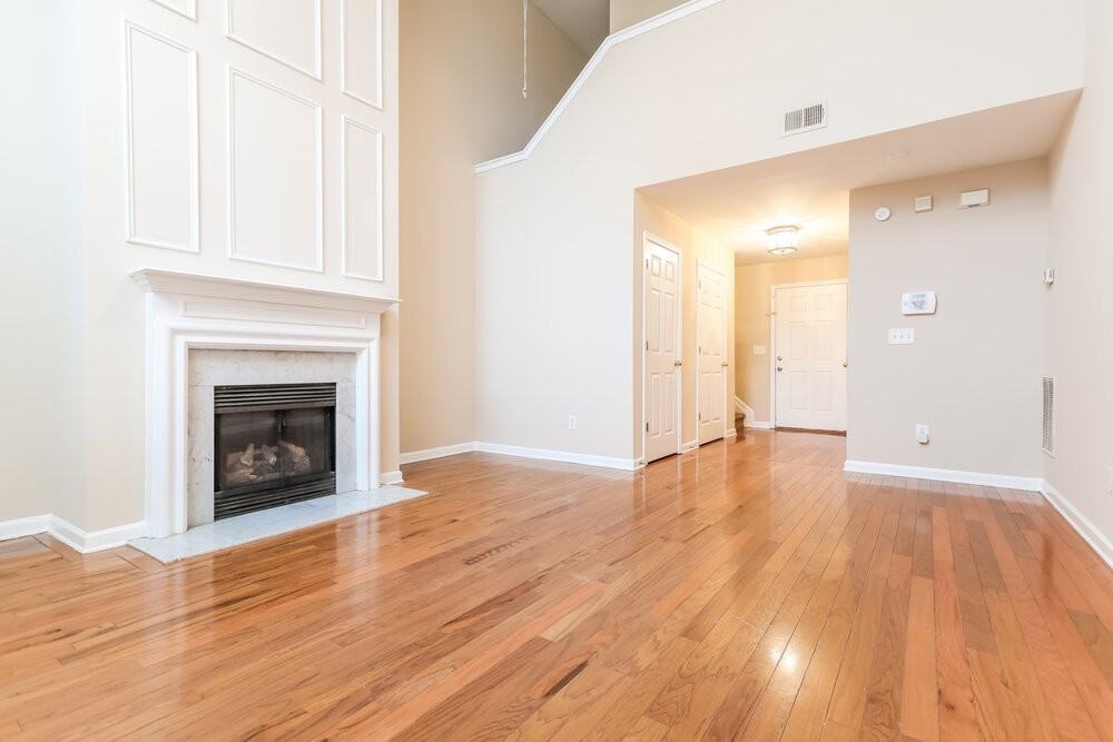2230 Gateview Ct - Photo 4 of 17