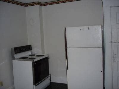 421 Crawford Ct - Photo 5 of 8