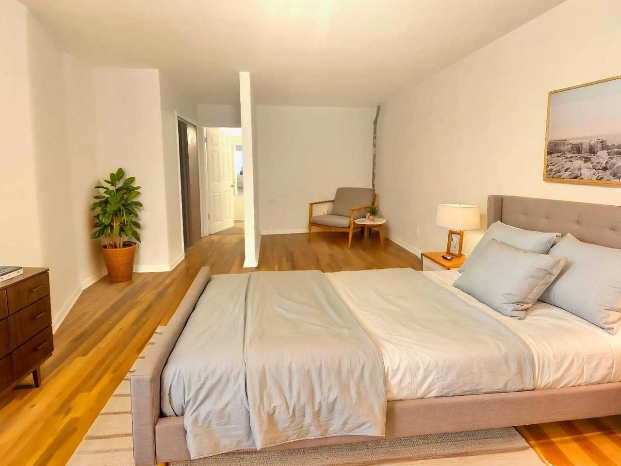 127 Engert Ave #1 - Photo 4 of 7