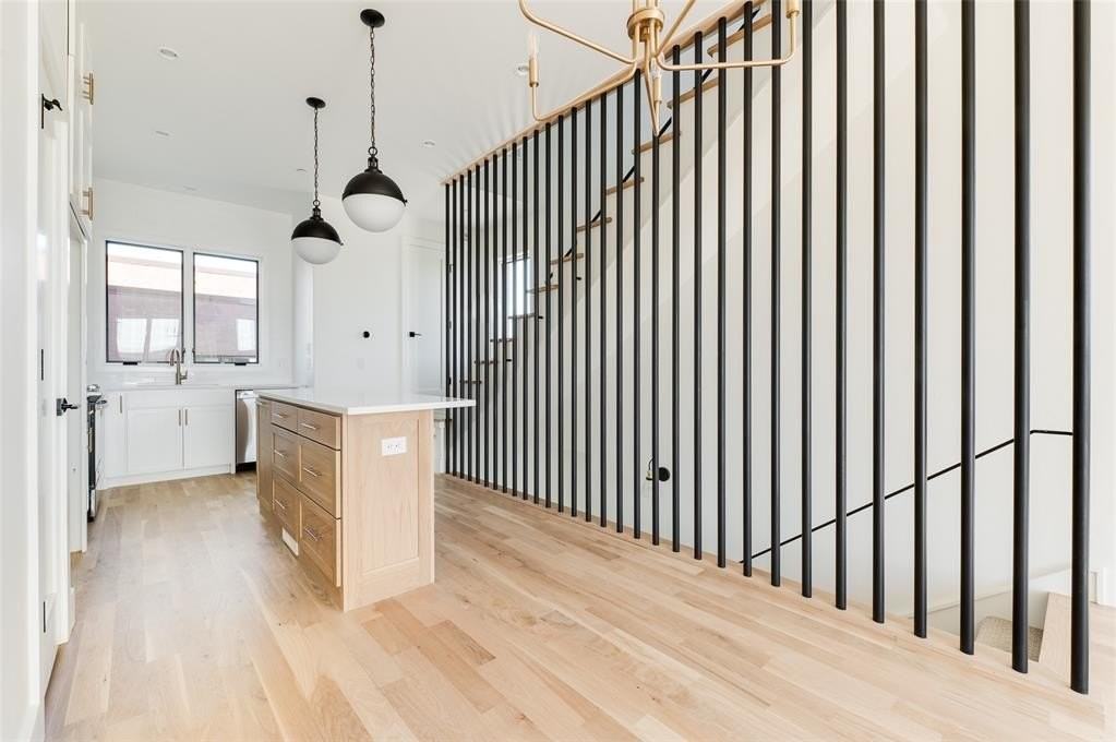 1701 Wheeler St - Photo 3 of 11