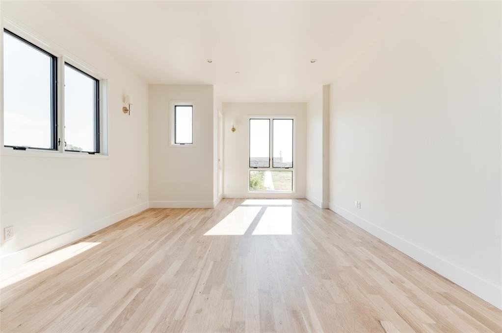 1701 Wheeler St - Photo 5 of 11