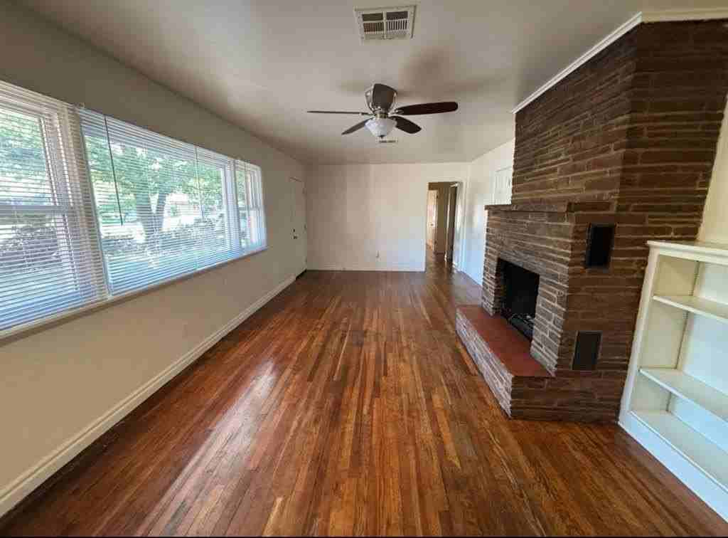 1230 Caddell Ln - Photo 3 of 13
