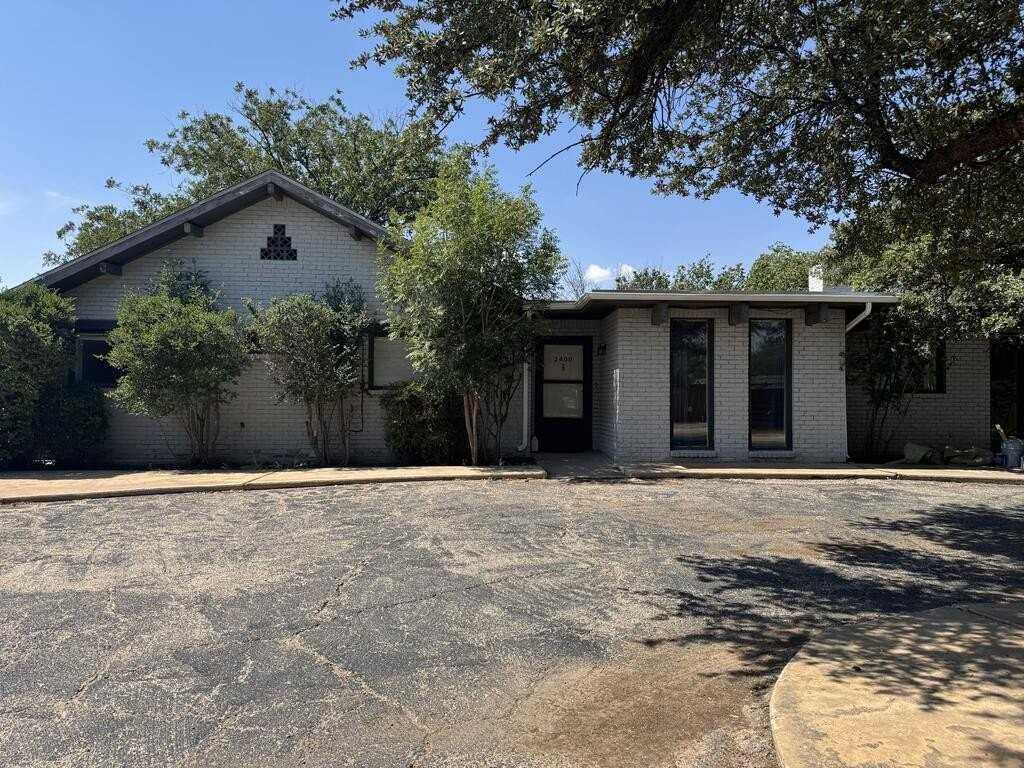2400 W Golf Course Rd