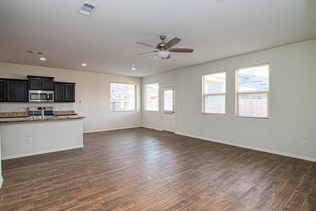7321 Fossell Ranch Rd - Photo 3 of 34